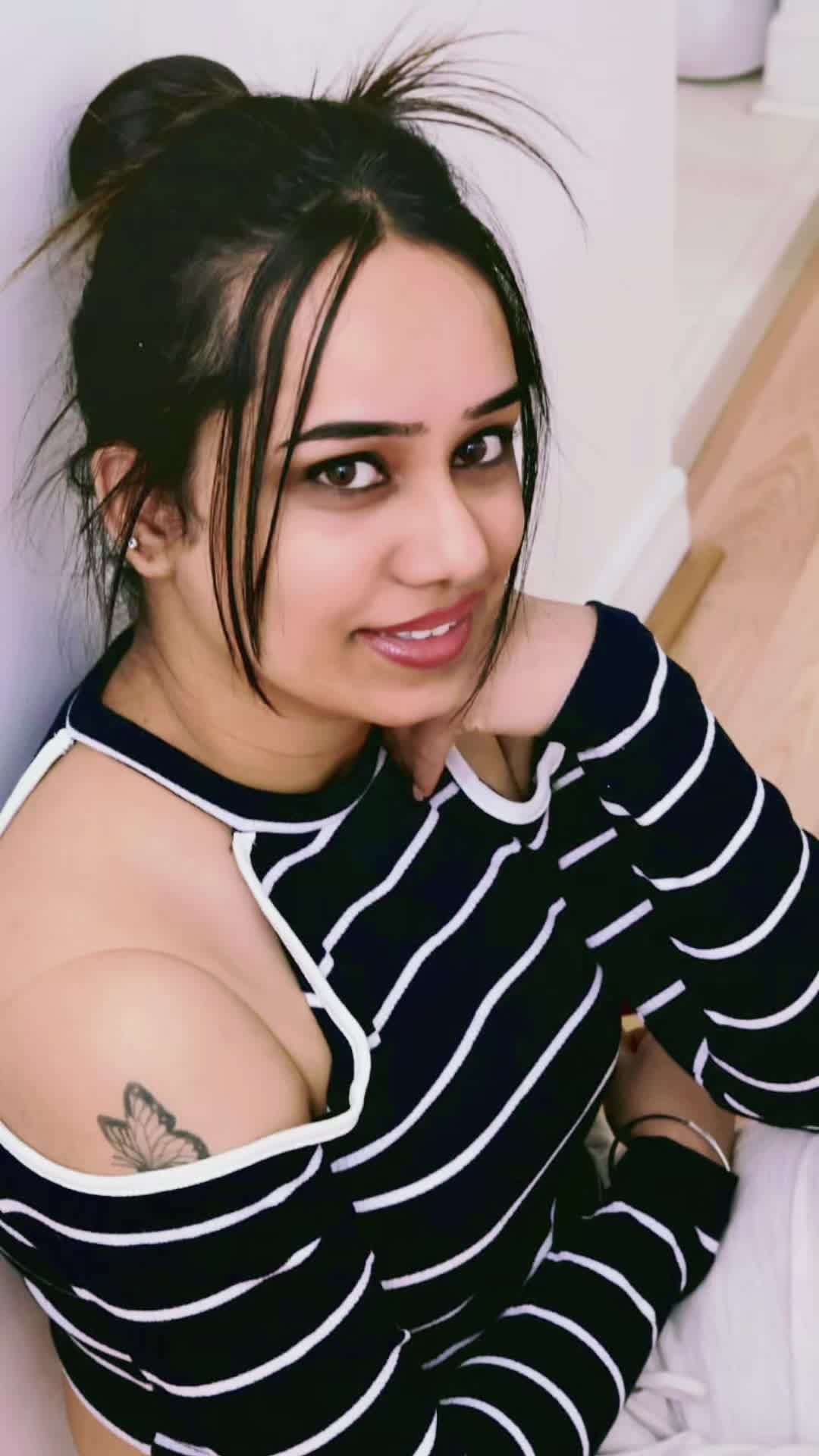 @M_4_M.e.e.t 🇨🇦