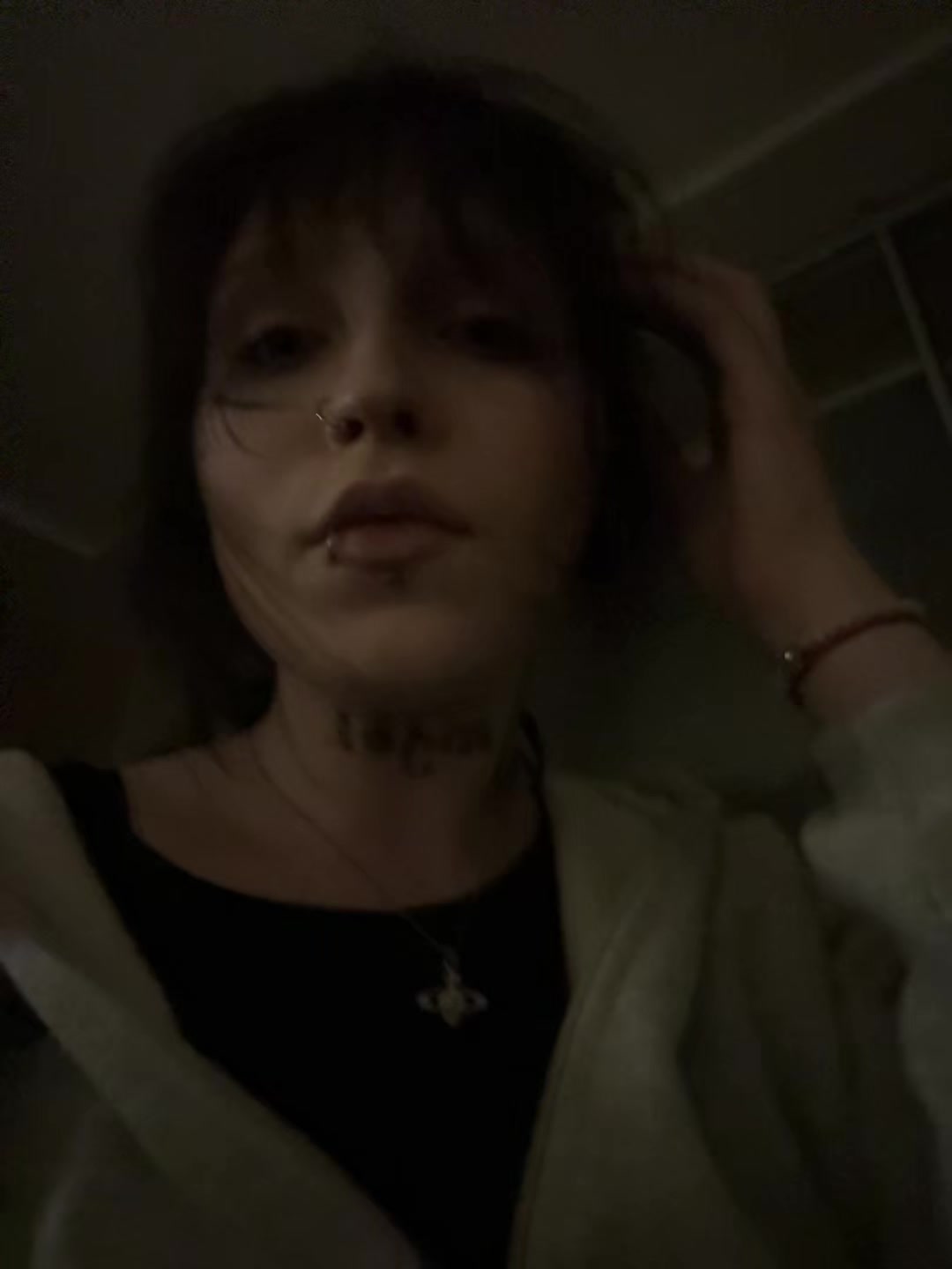 @k0mąriik@