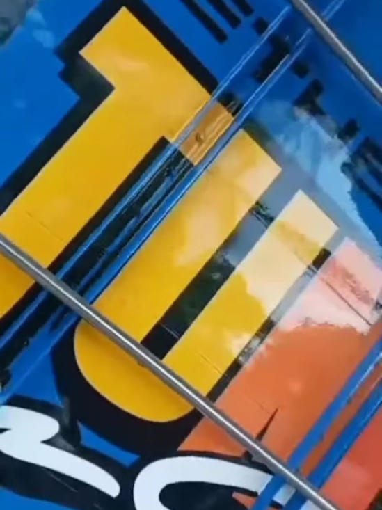 @I M