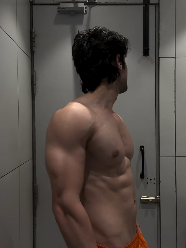 @sahil☪️🏋️