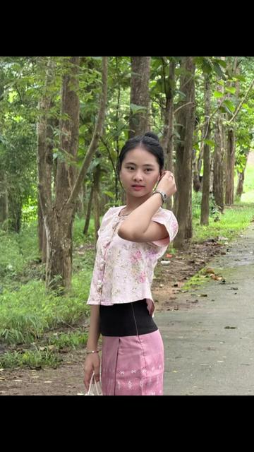 @Kwan Kham HLine🍀✨