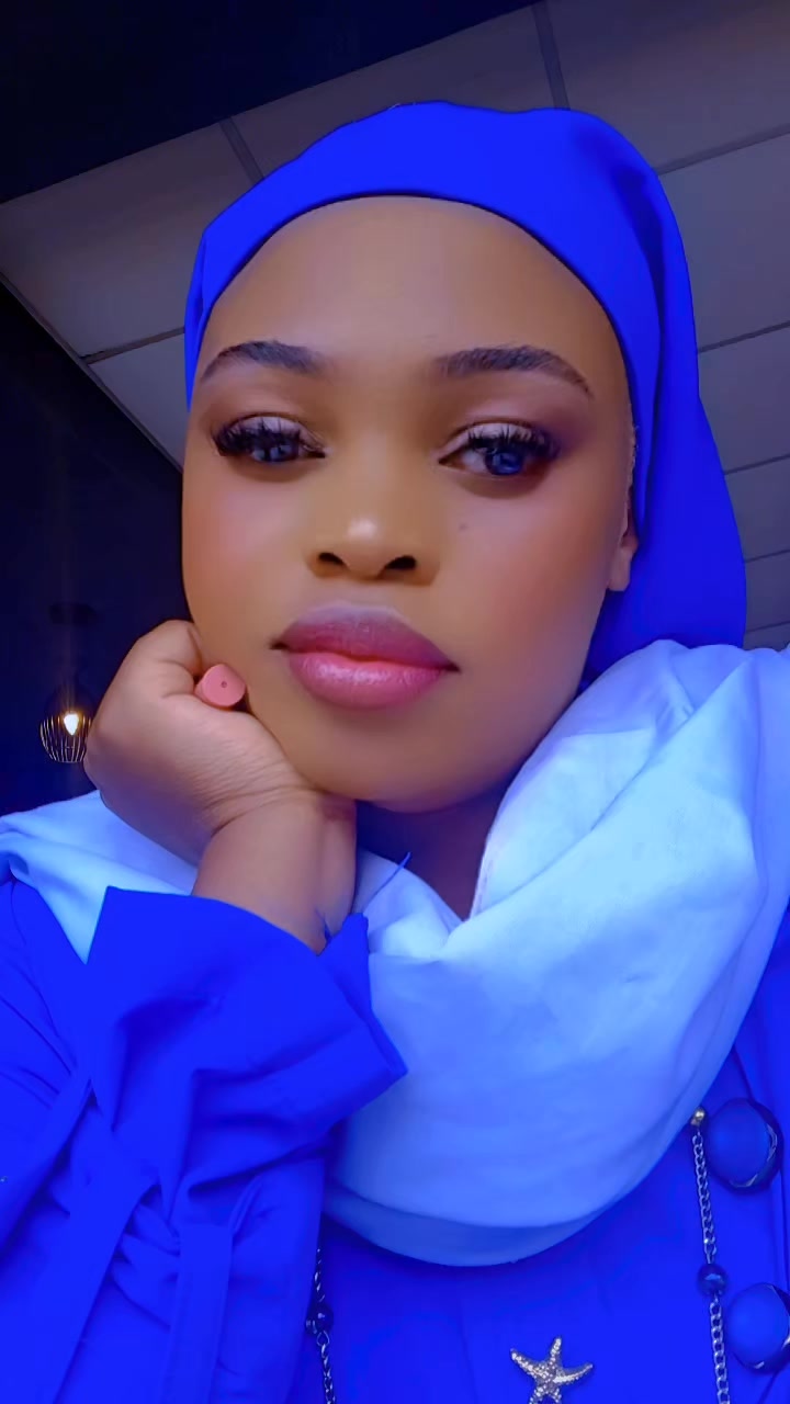 @Qùeendom