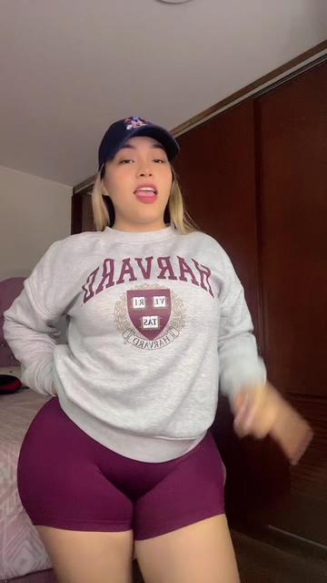 @KREYLLA GARCIA 💕