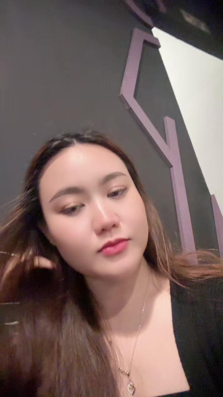 @Zhaaaaa