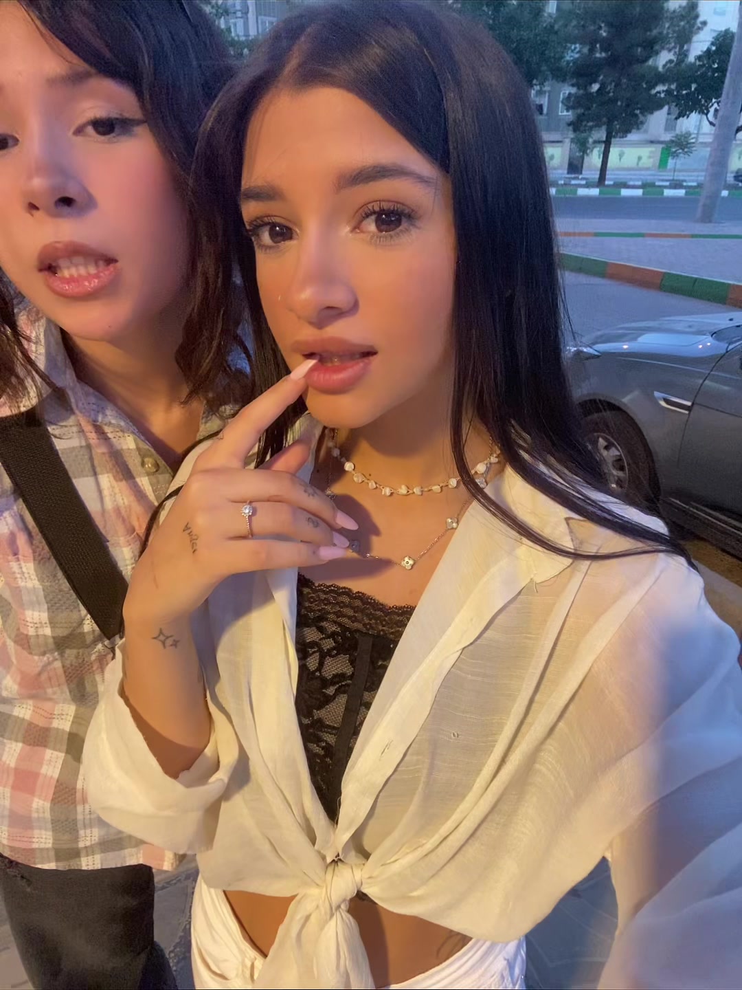 @melika