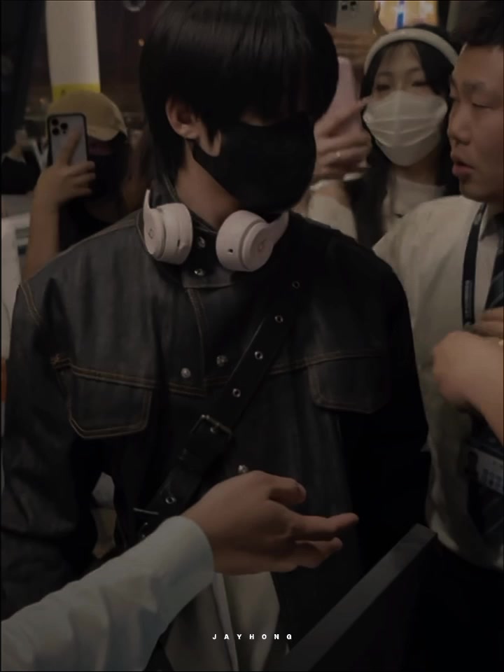 @𐙚𝐂𝐇𝐄𝐍 𝐒𝐈𝐇𝐀𝐍✮⋆˙