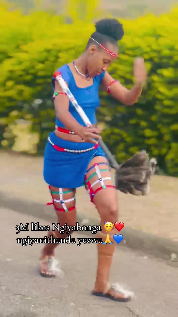 @LusandaMajobe❤️