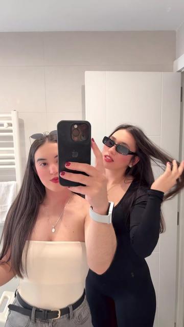 @️Lilian Velázquez
