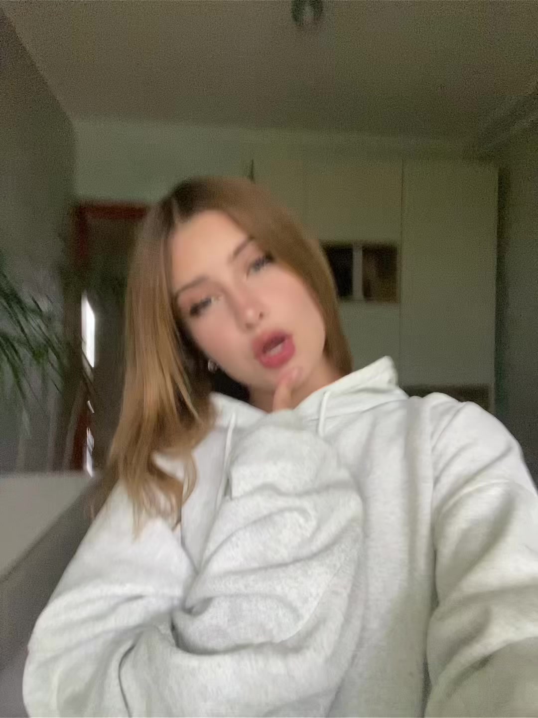 @❦