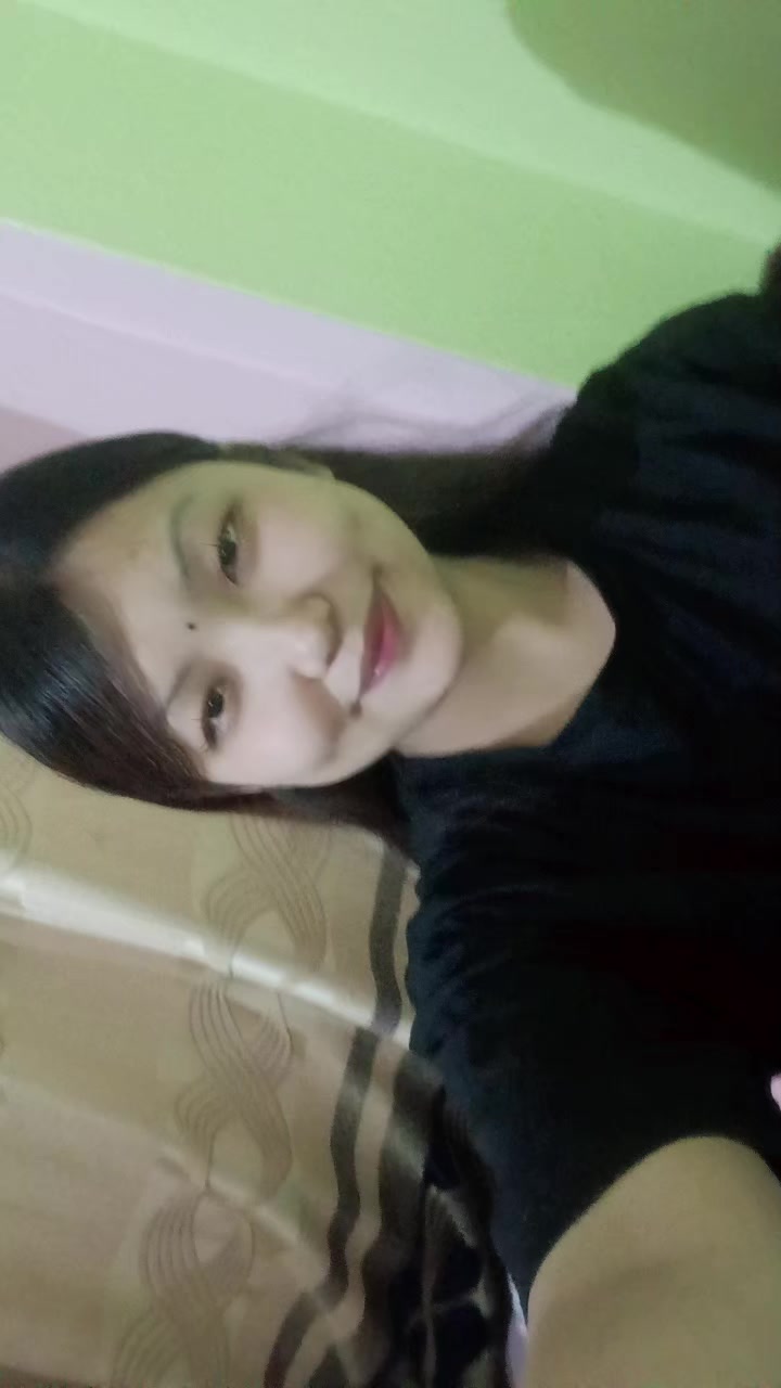 @लेआ गुरुङ