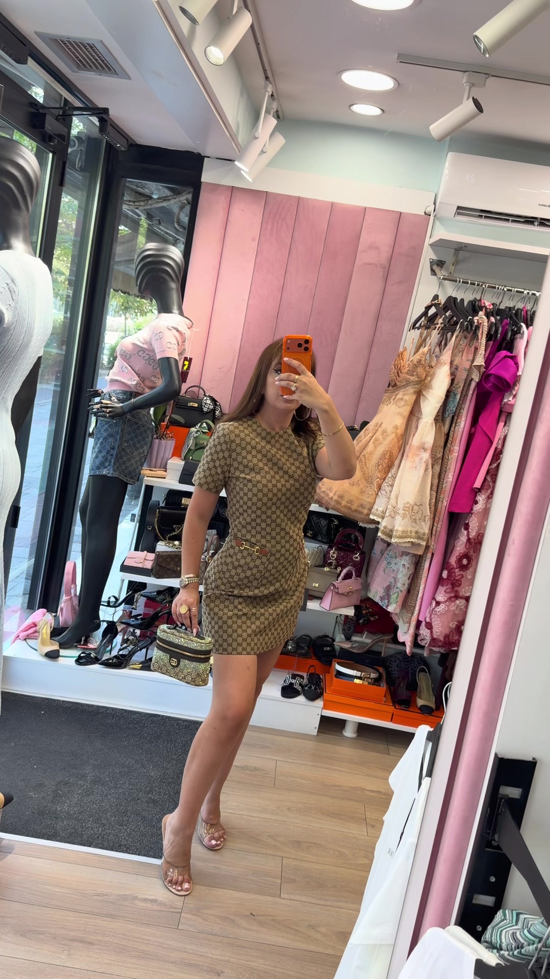 @boutique.jasmine3