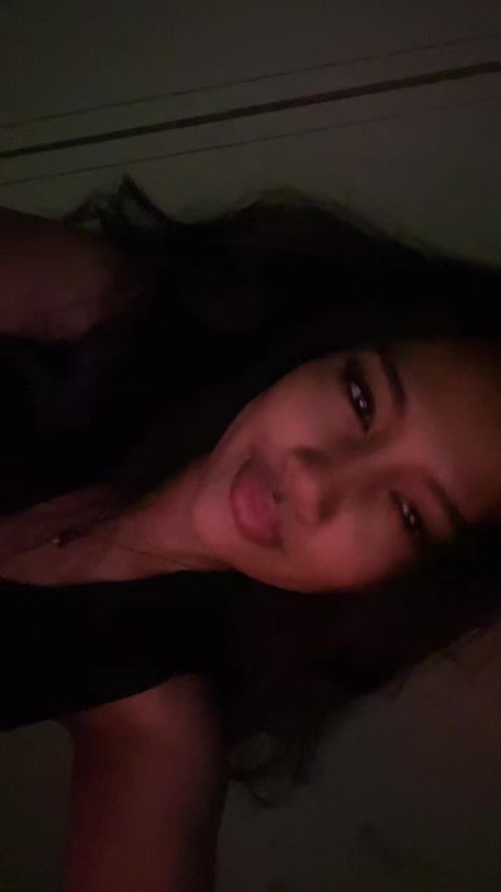@Adriana