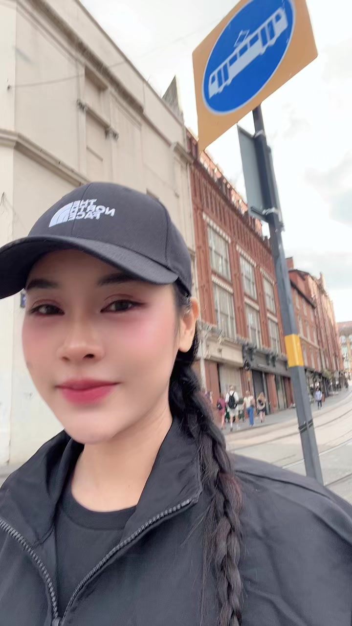 @JIRAPORN 💙