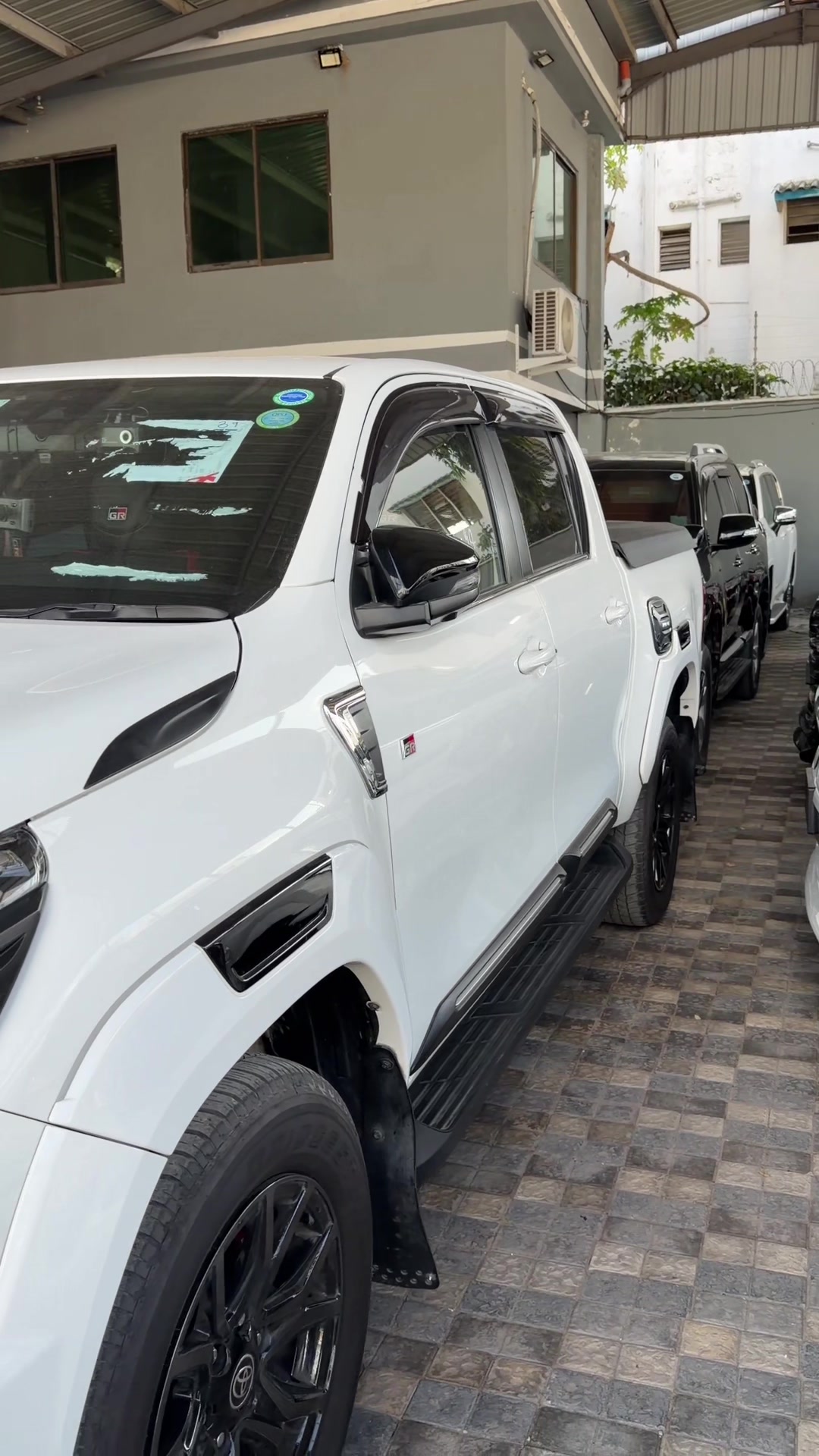 @CAR DEALS KENYA LTD