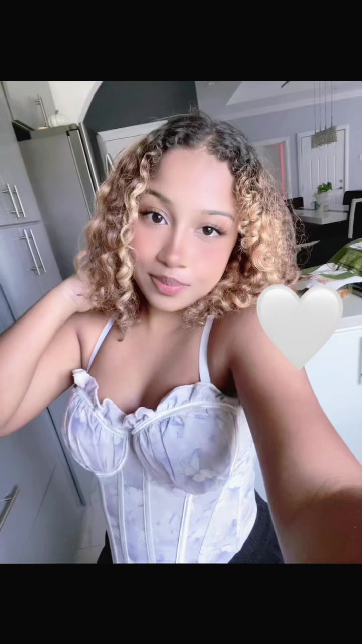 @•𝒮𝒽𝒶𝓃𝒾𝓎𝒶💜🫧.