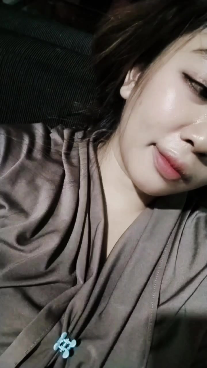 @putri sunade🍑🫦