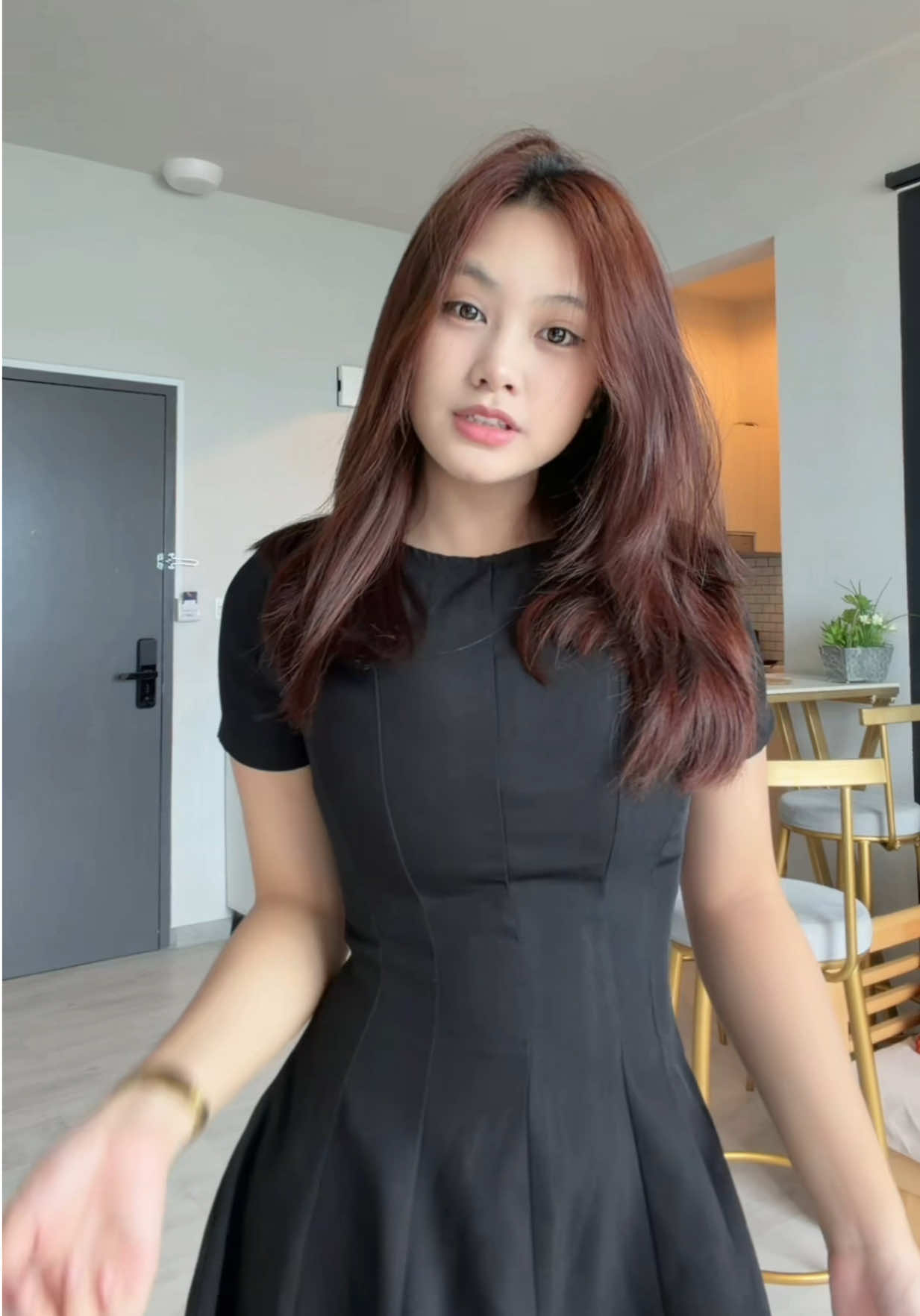 @bella