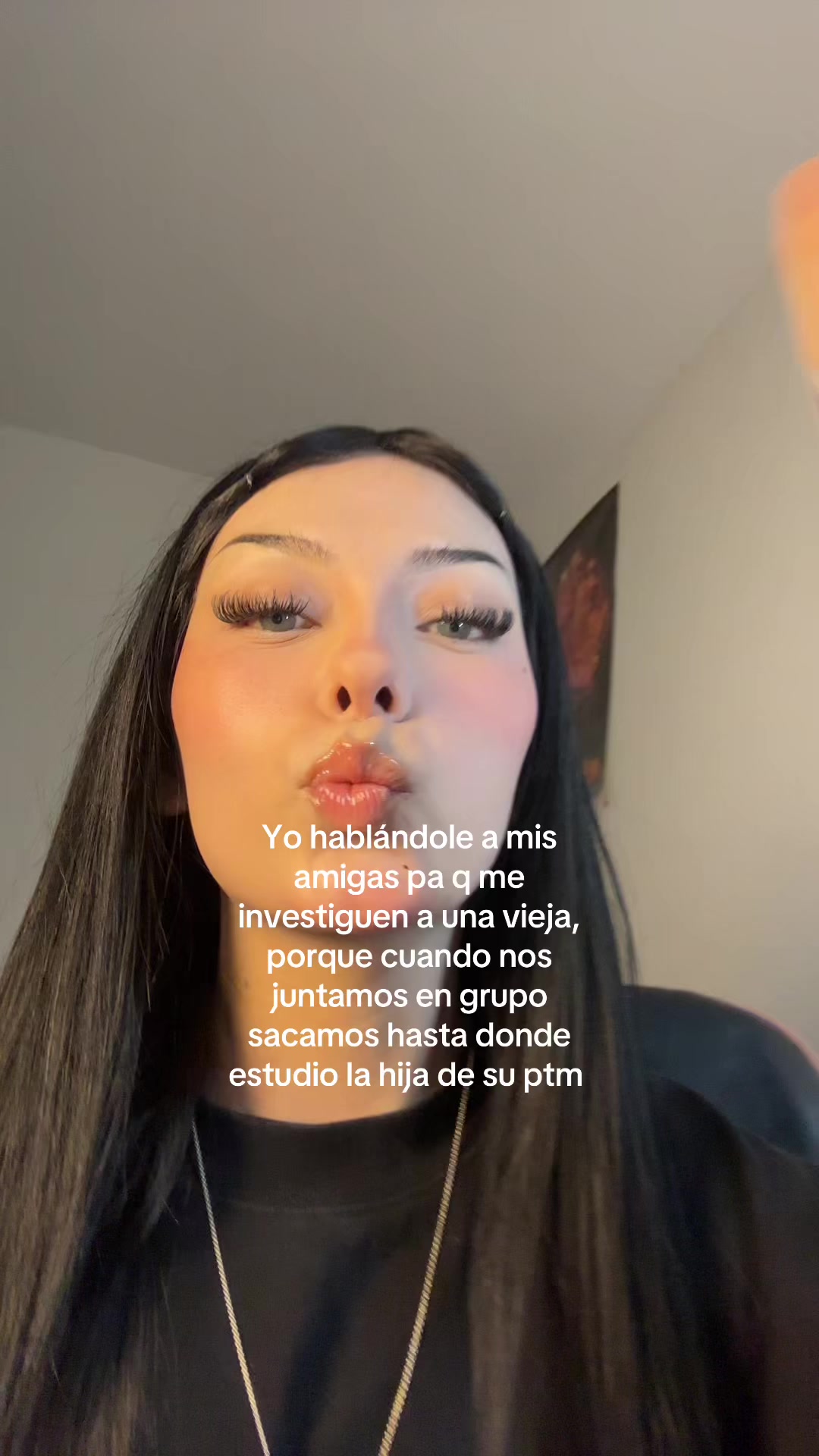 @SkinnyGhostiee🧛🏻&zwj;♀️
