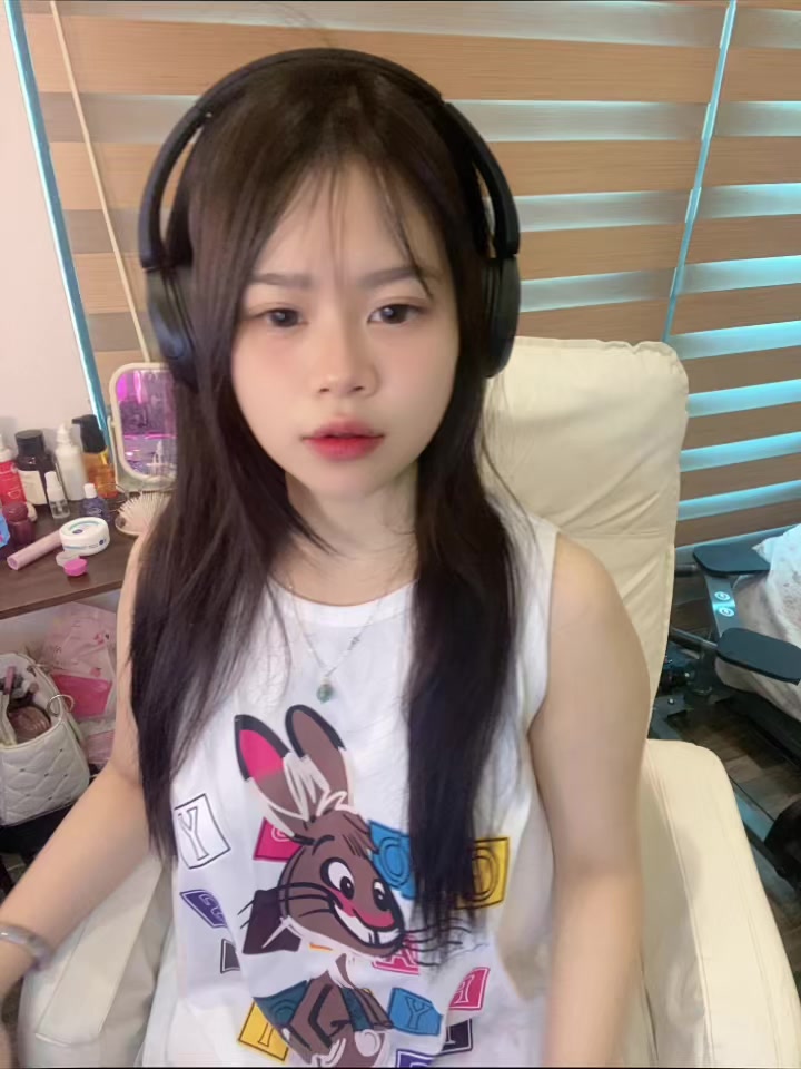 @Măng Cụt Hay Dỗi