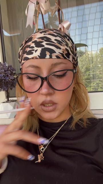 @sude