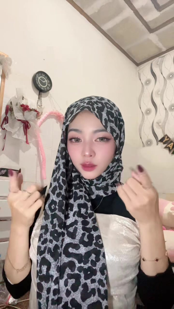 @Karina&rdquo; ;))