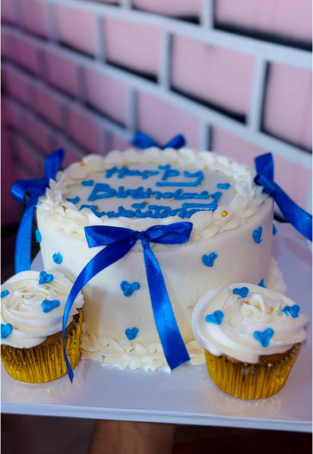 @Bakedforyou cakes