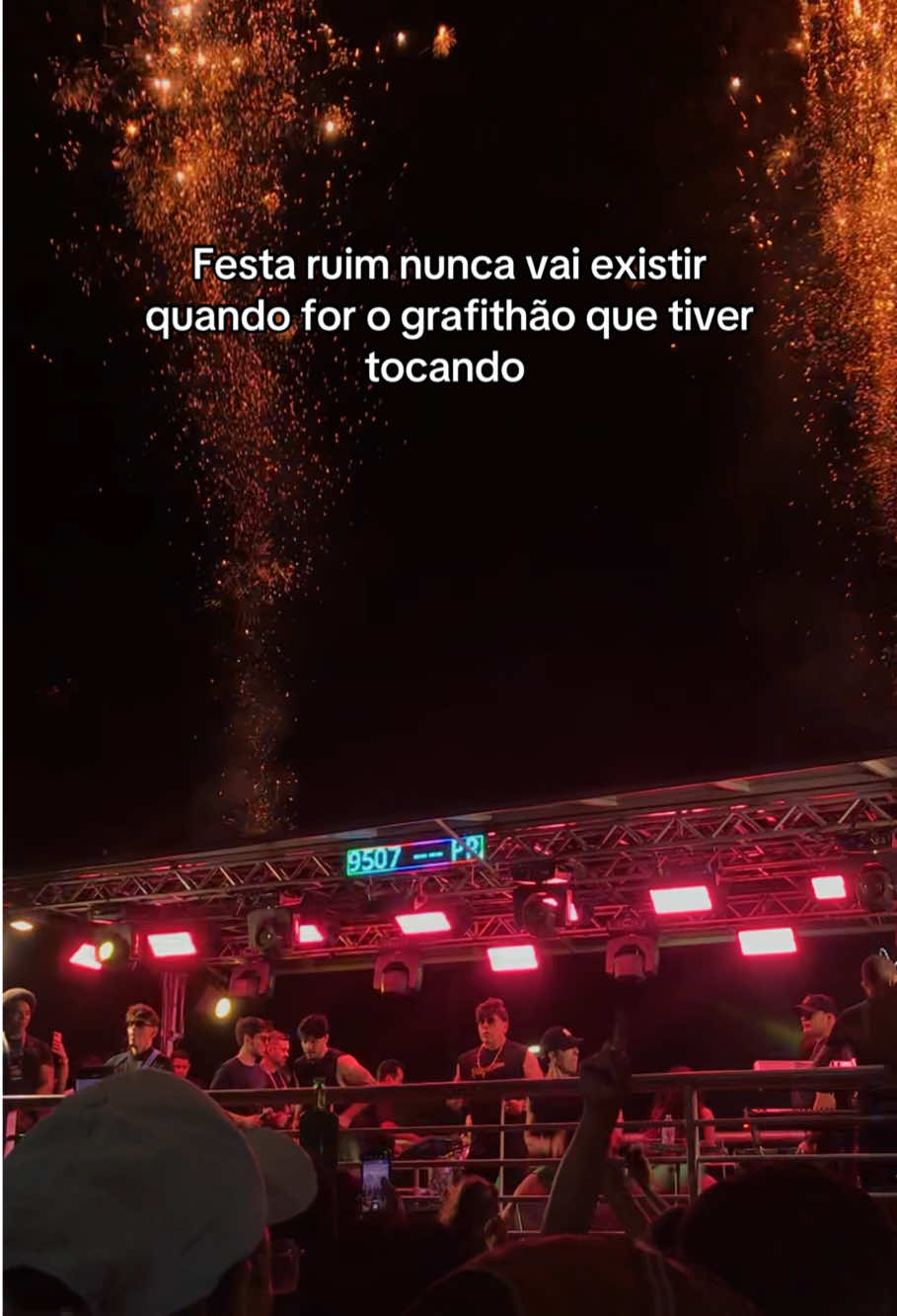 @Jainy Tavares