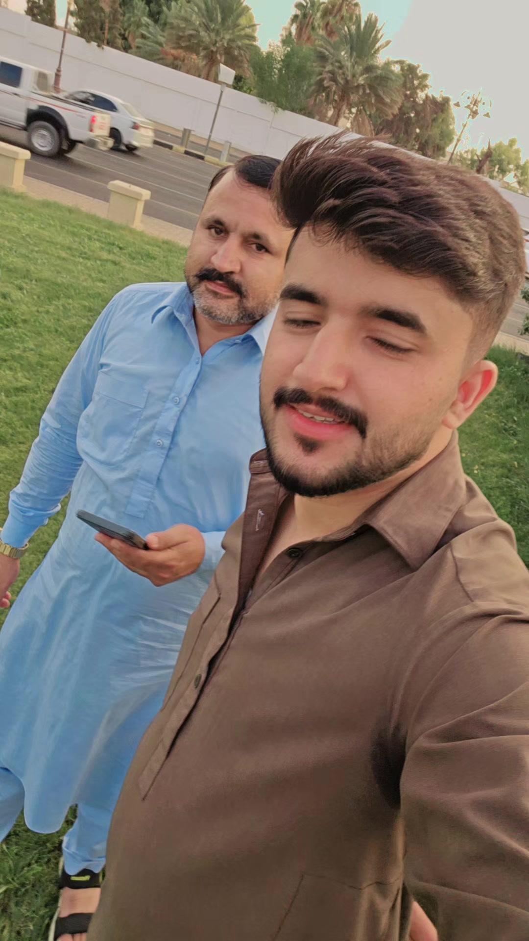 @Sheikh Zada کشمیری