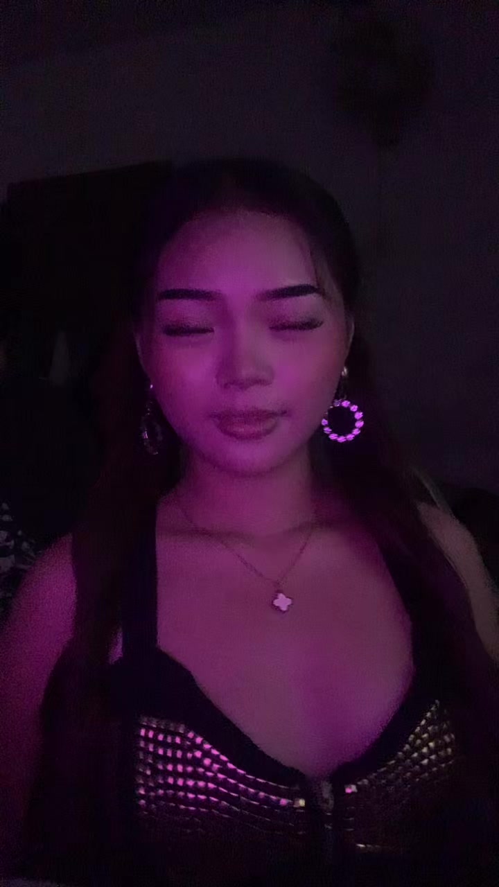 @alexiscyy