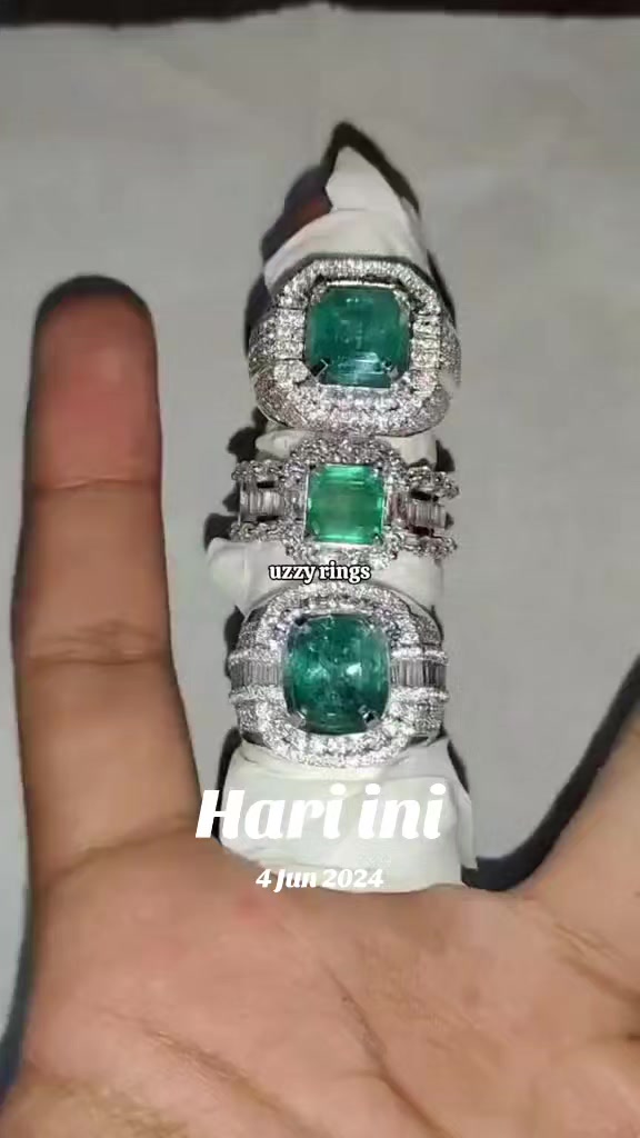 @uzzy gemstone