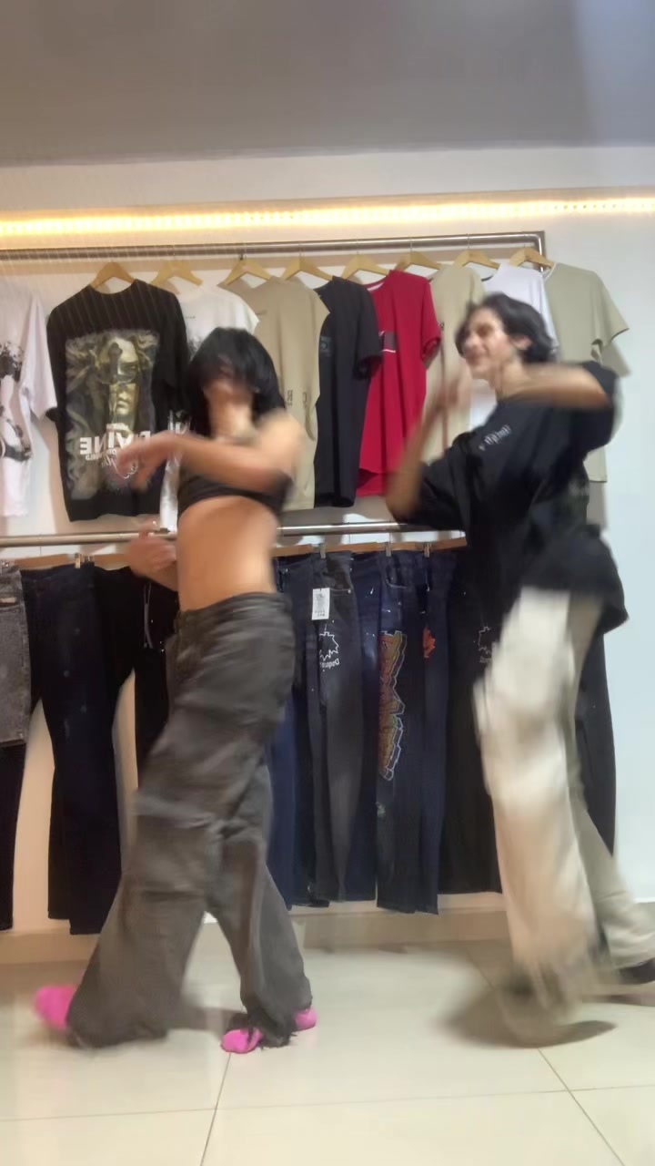 @La _juli23