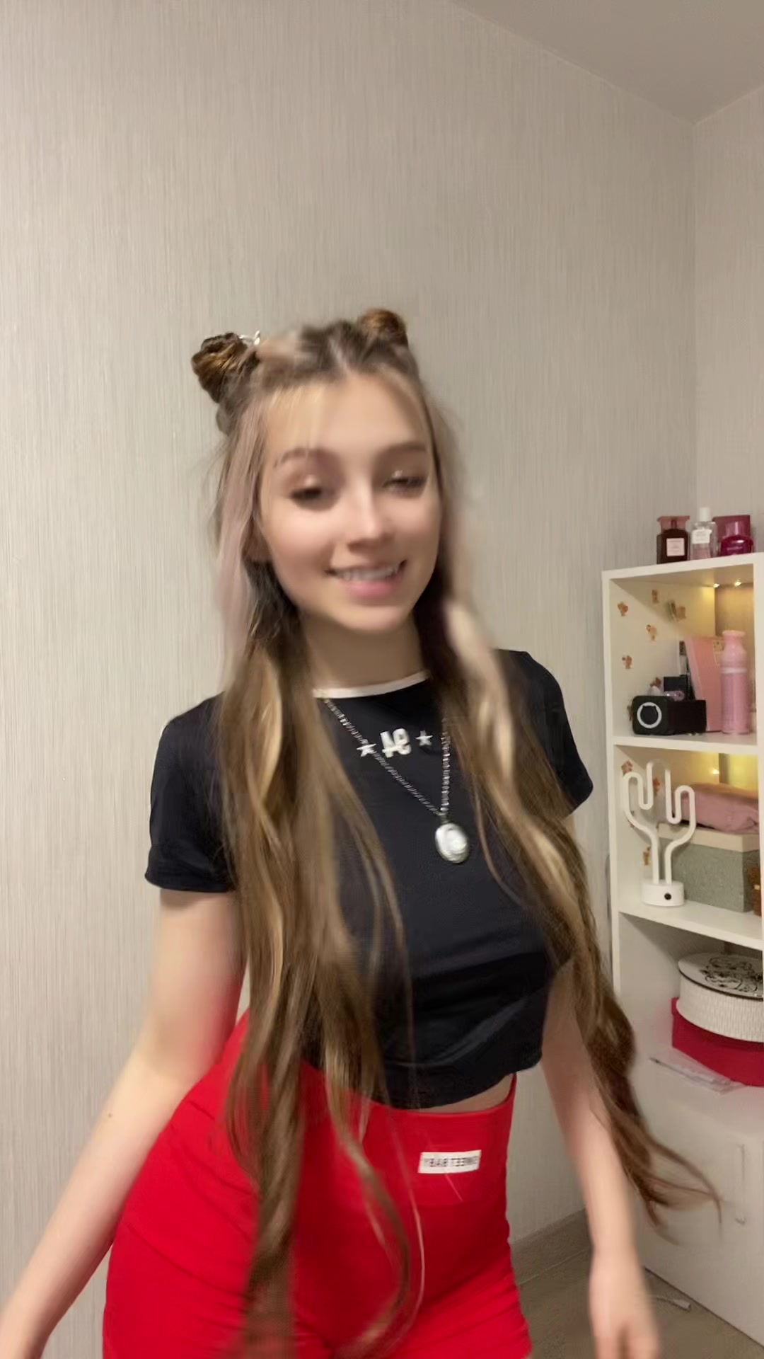 @Маленька