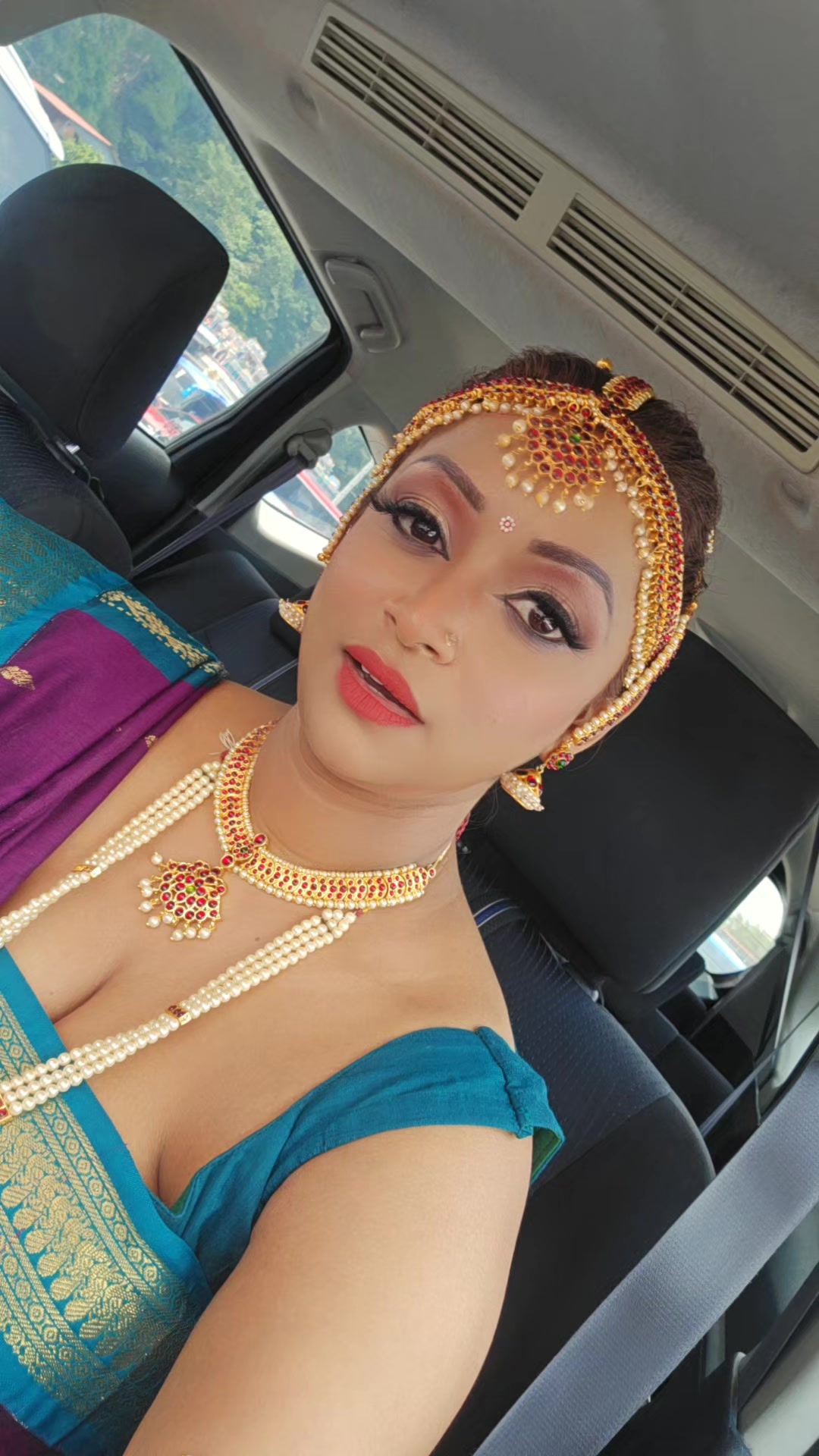 @Dhakshaiini_Official