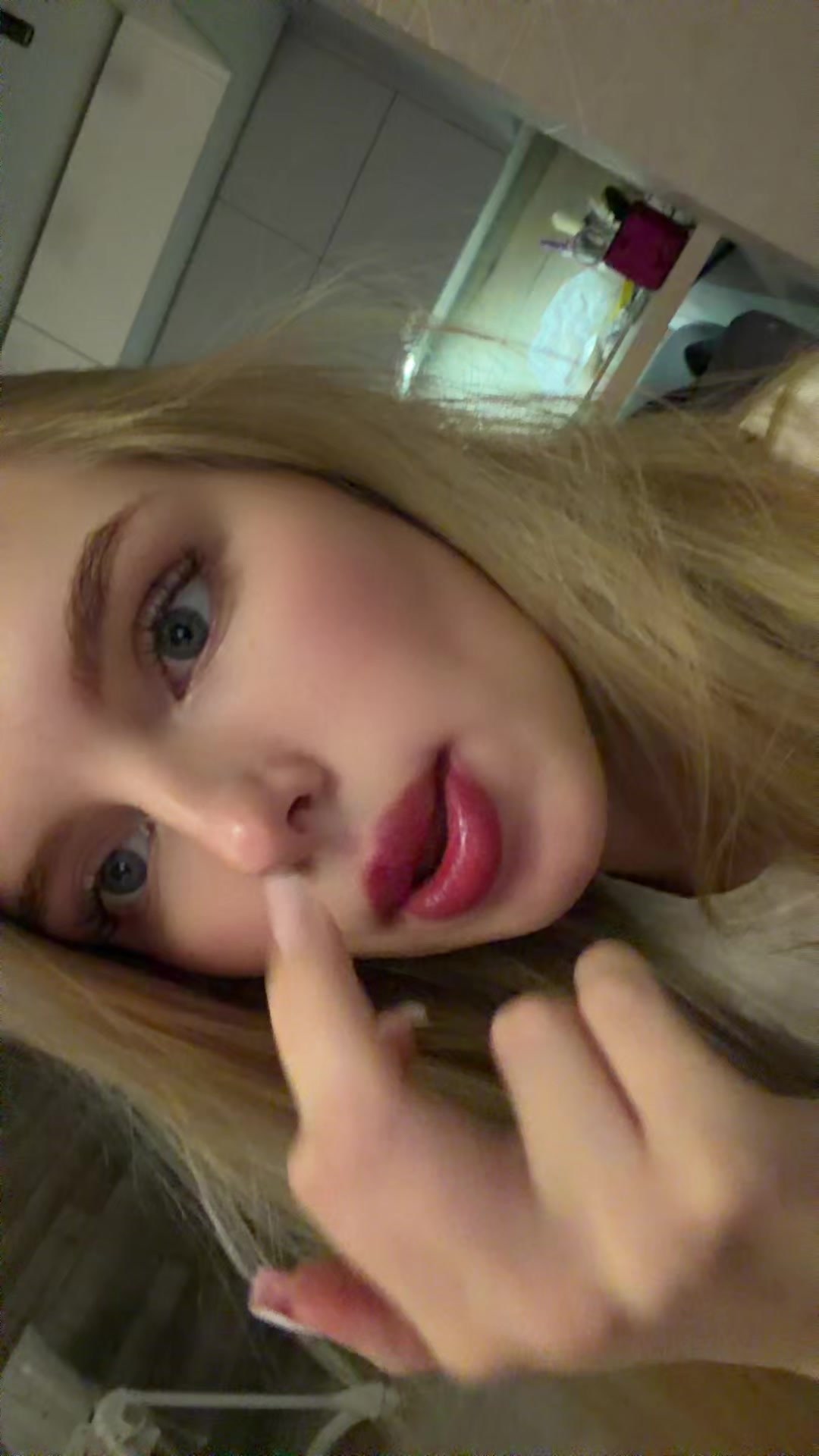 @gelllaaa_03