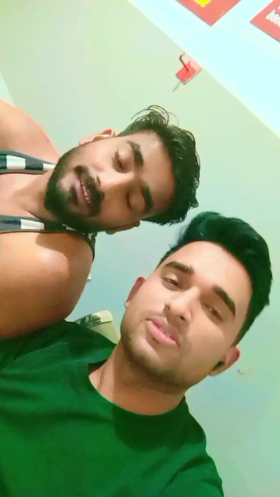 @UR🫵𝗦𝗮𝗳𝗶𝗸❤️M