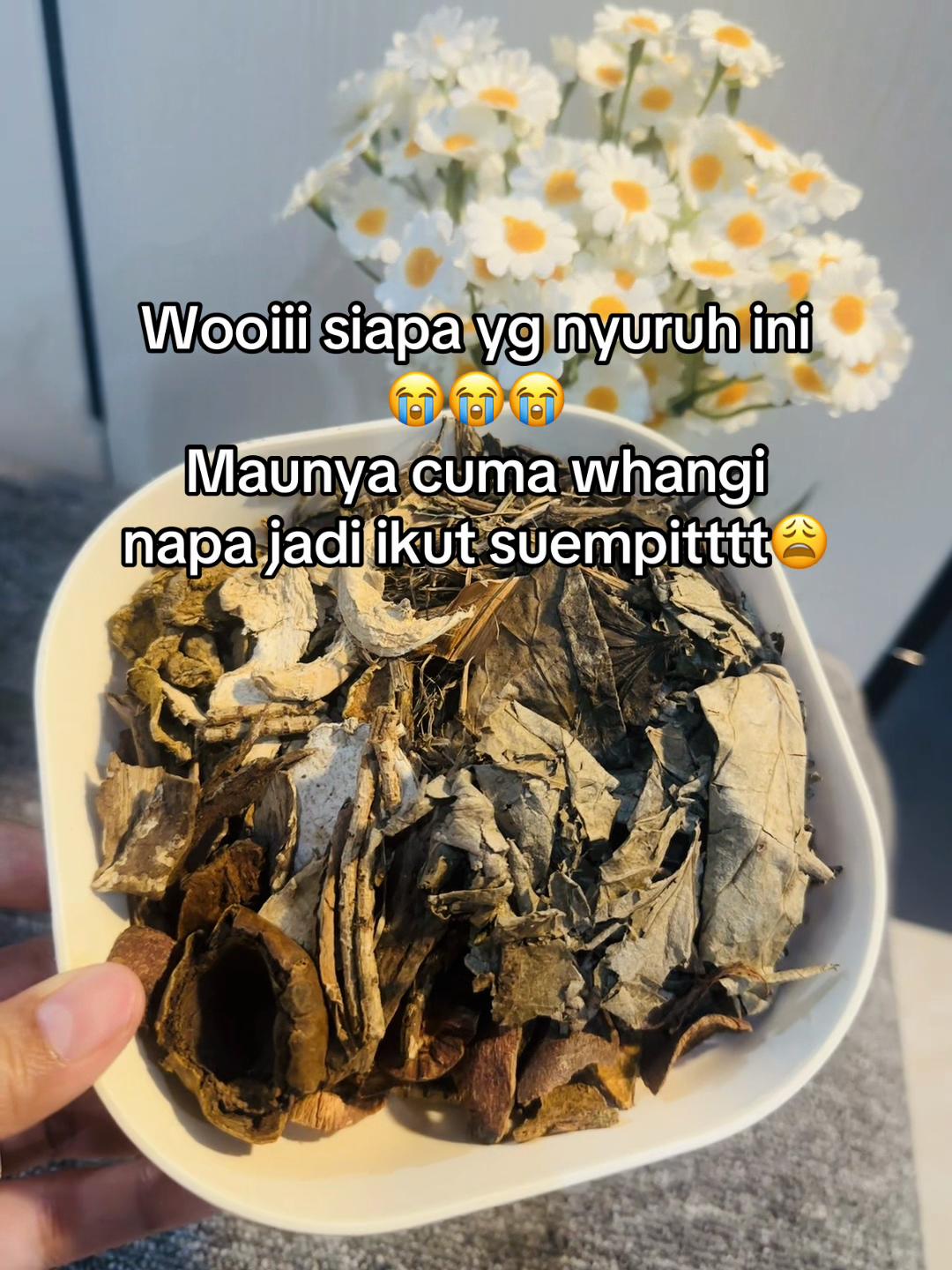 @Hayu_09