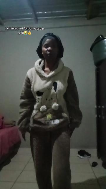@Tshego_annikie