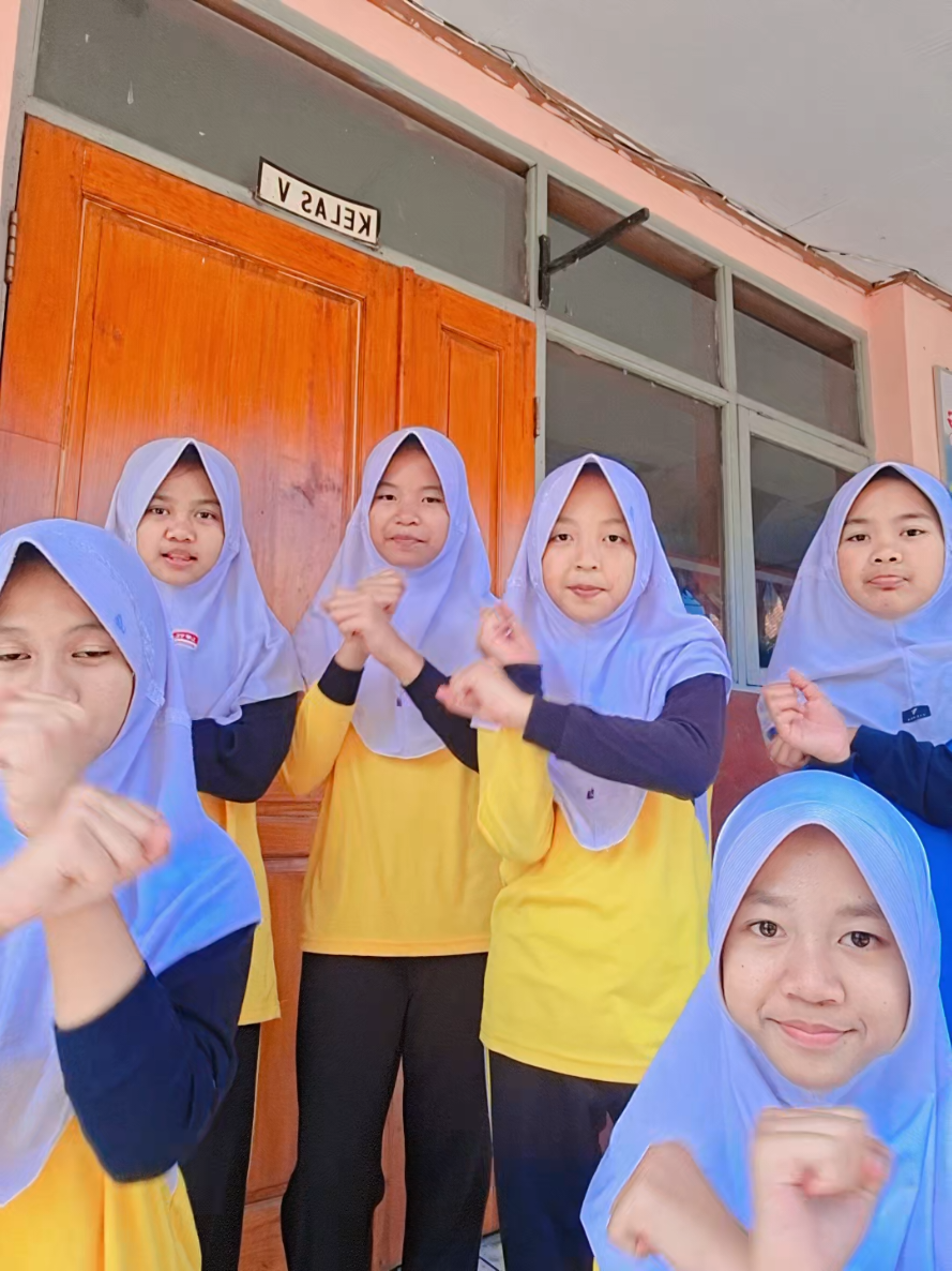 @BuGuruHelda🧕🏻👩🏻🏫