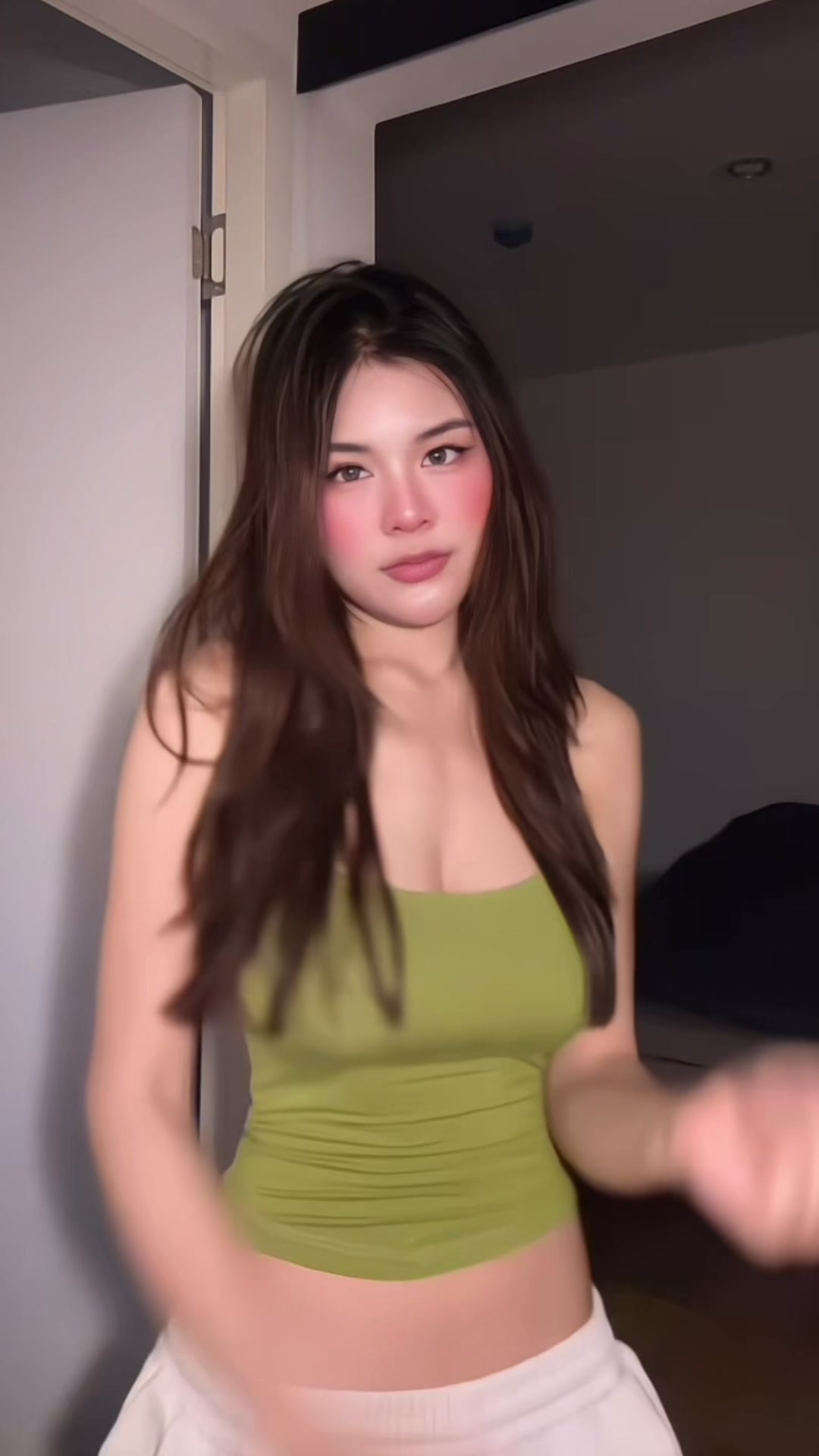 @:n
