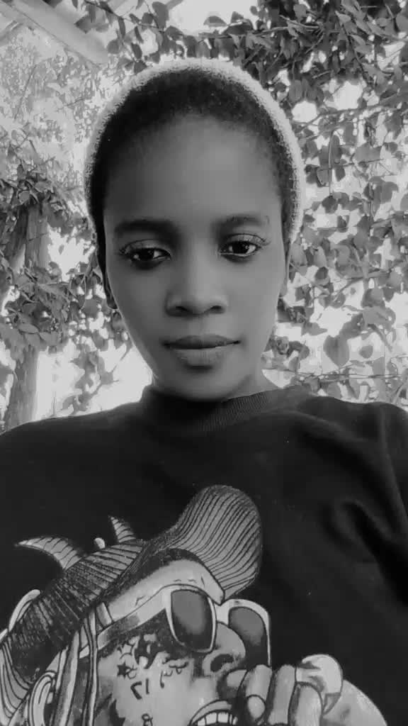 @Zim girl 🌹
