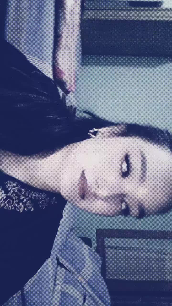 @Sanju Shrestha🎀🤭