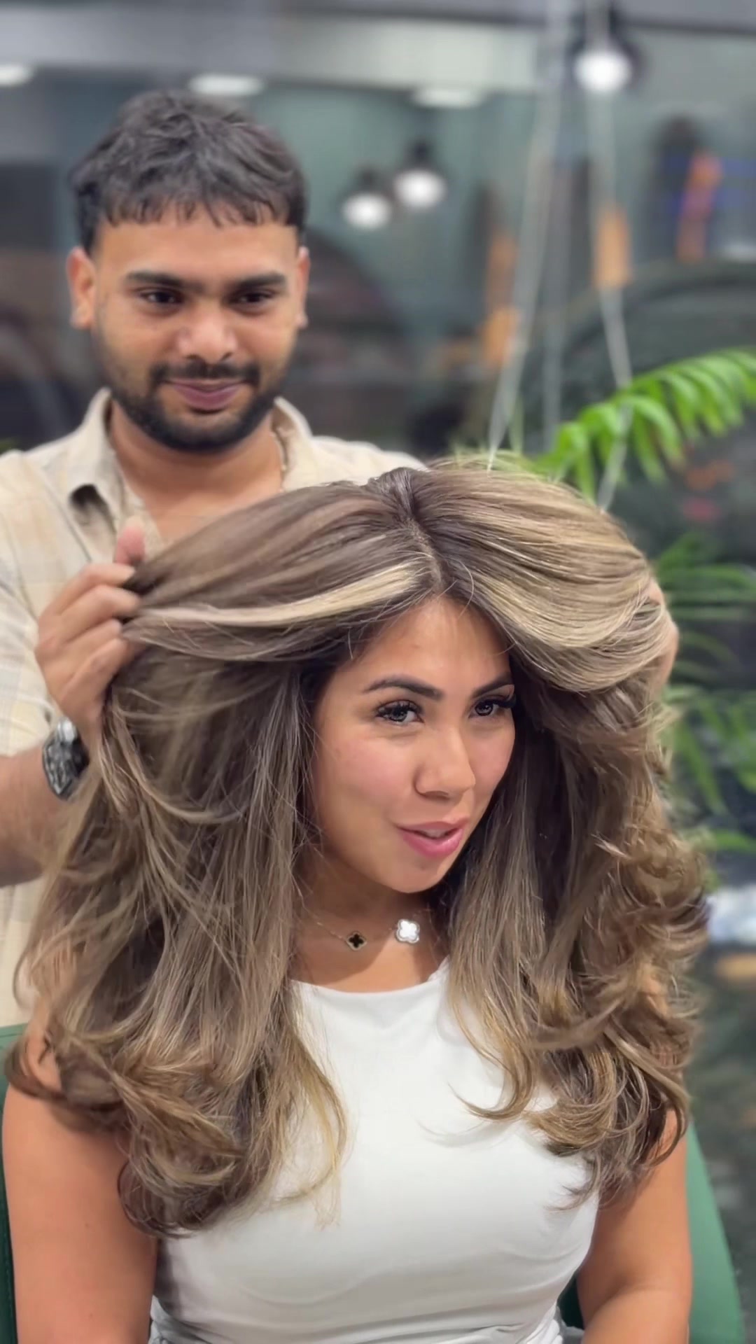 @Munney salon