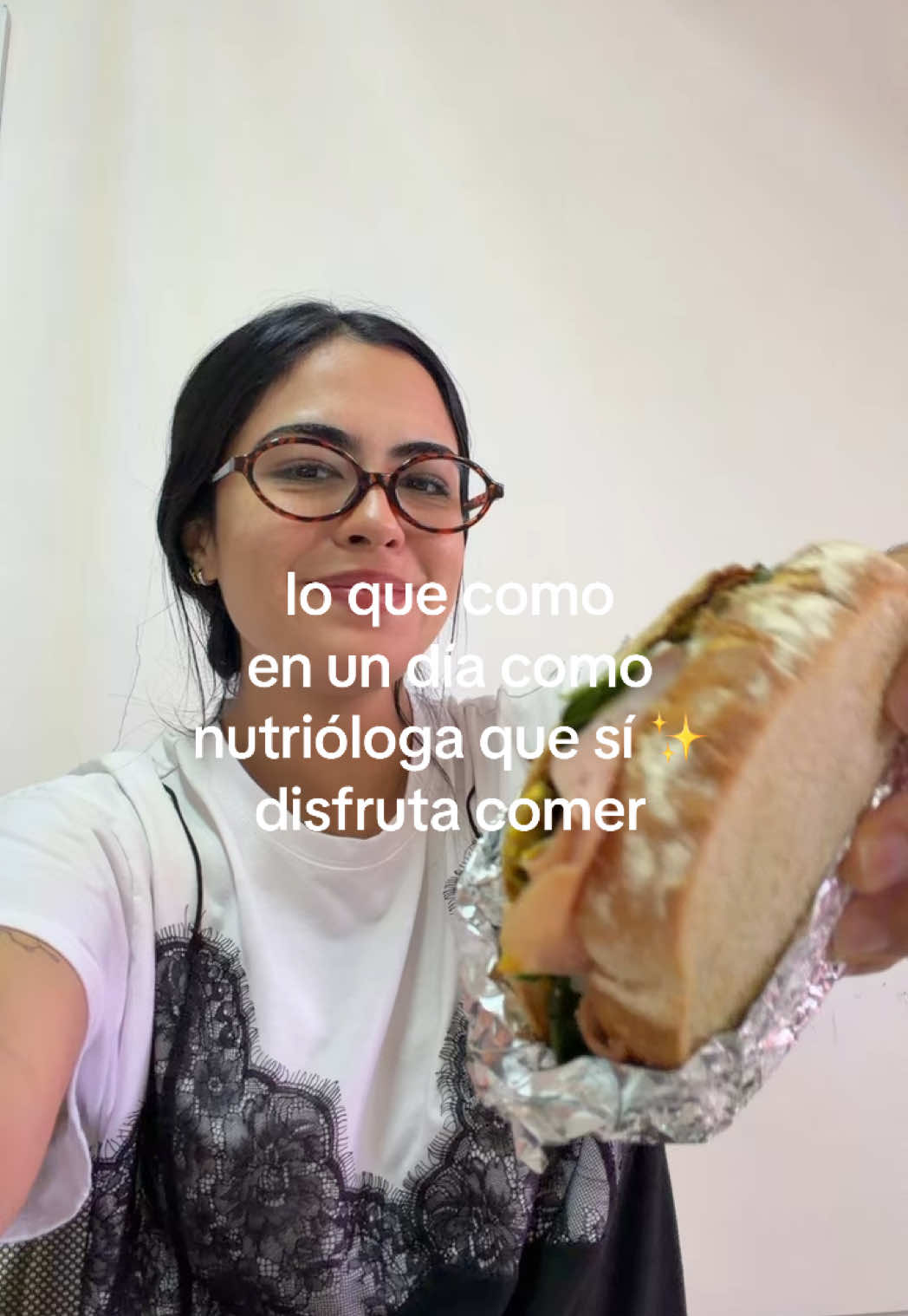 @Nutri&oacute;loga Brenda Rojas