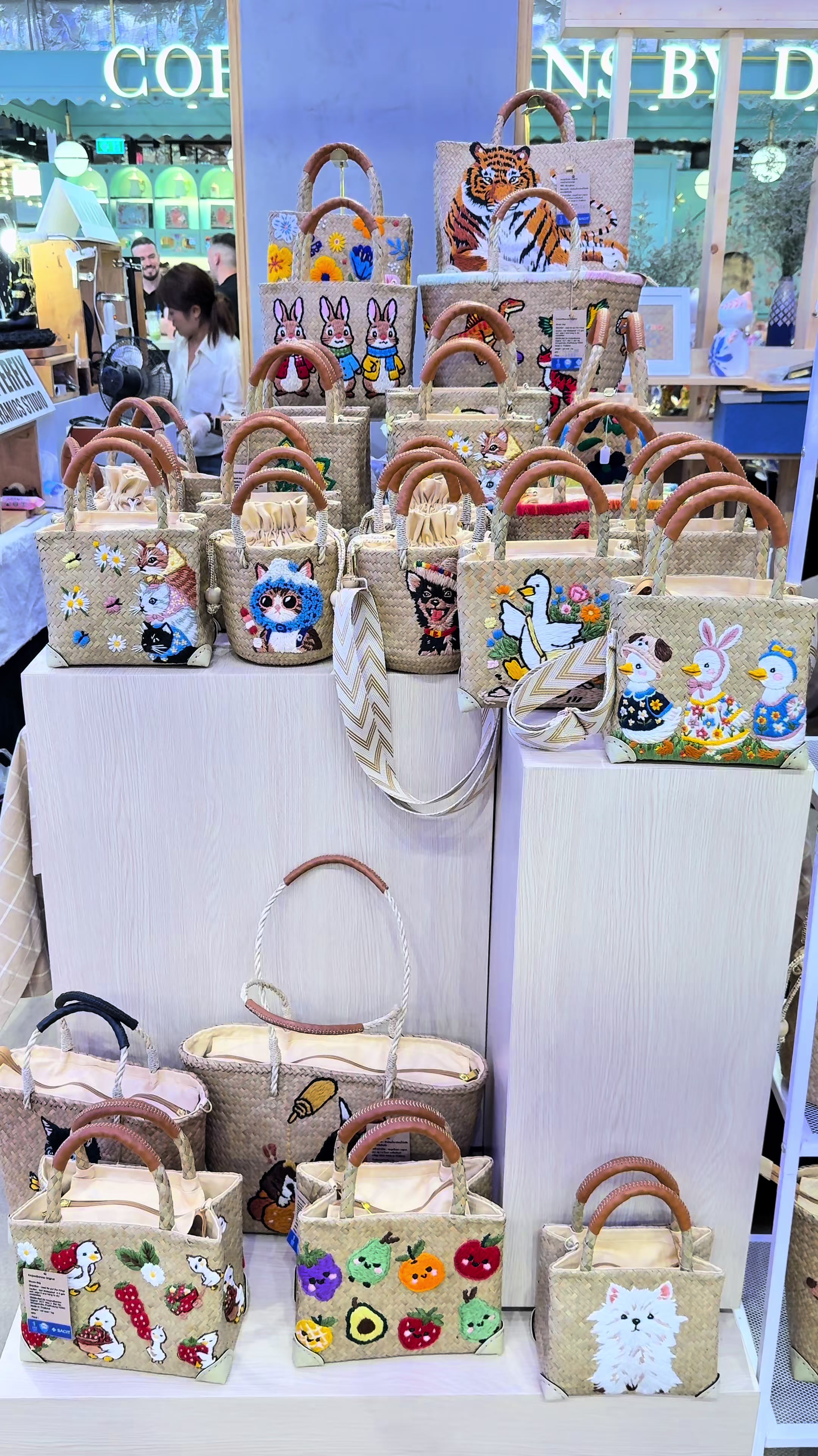 @Bangkok Finds by MC on ๐ต