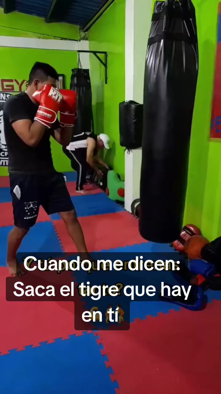 @El Chino Suarez :v