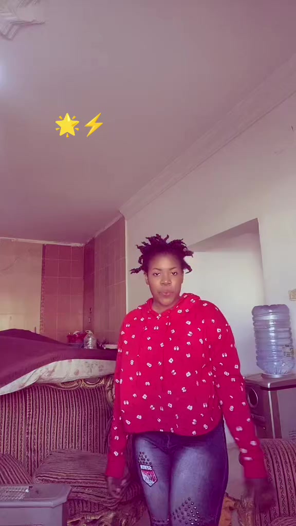 @ZiZi🖤🍒🗯️➿