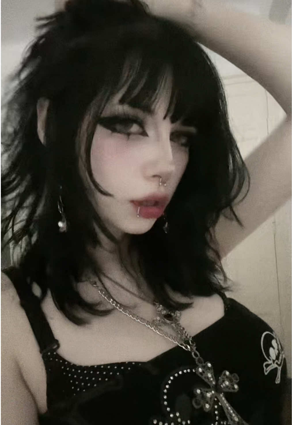@☣︎