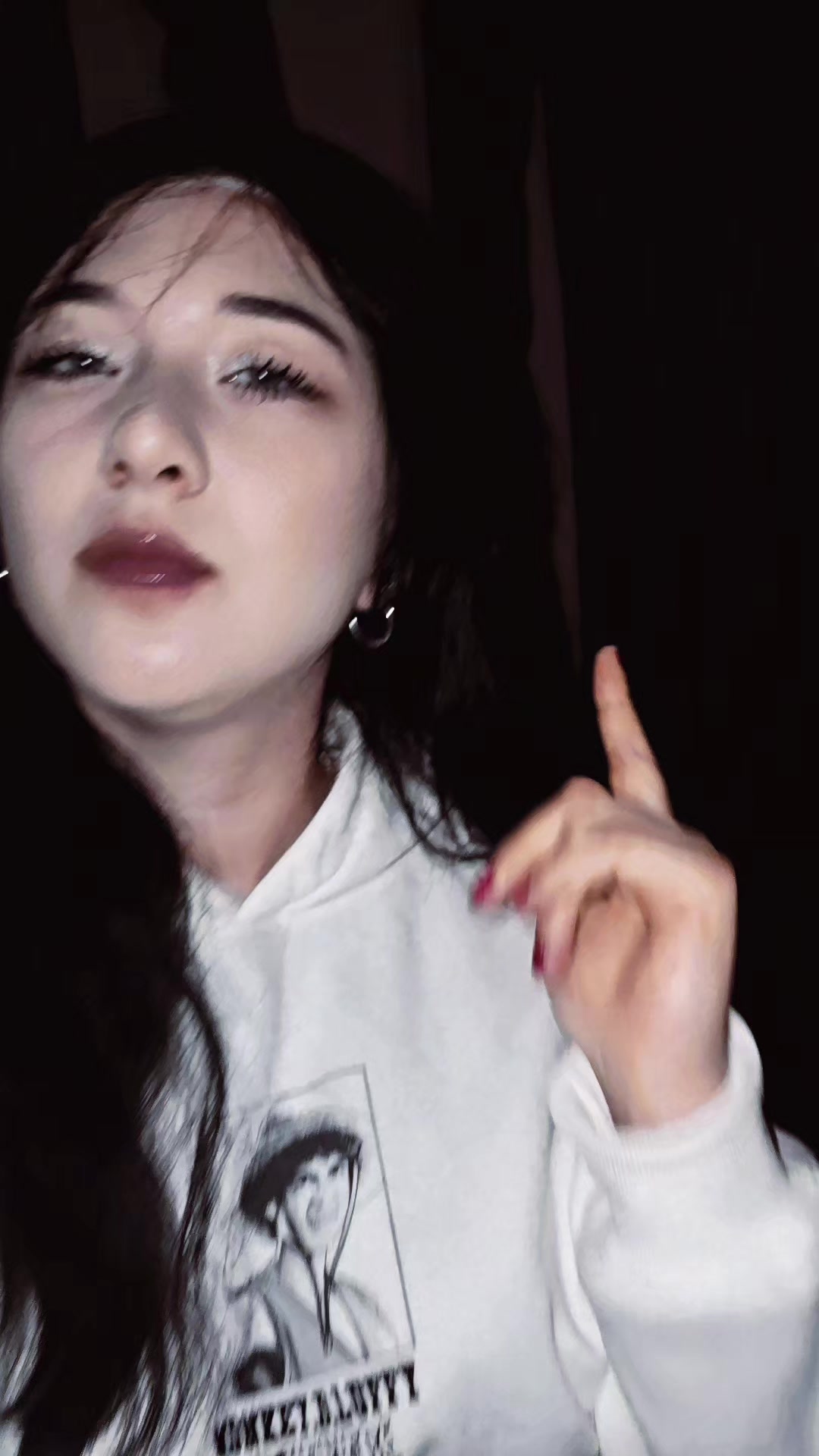 @🖤
