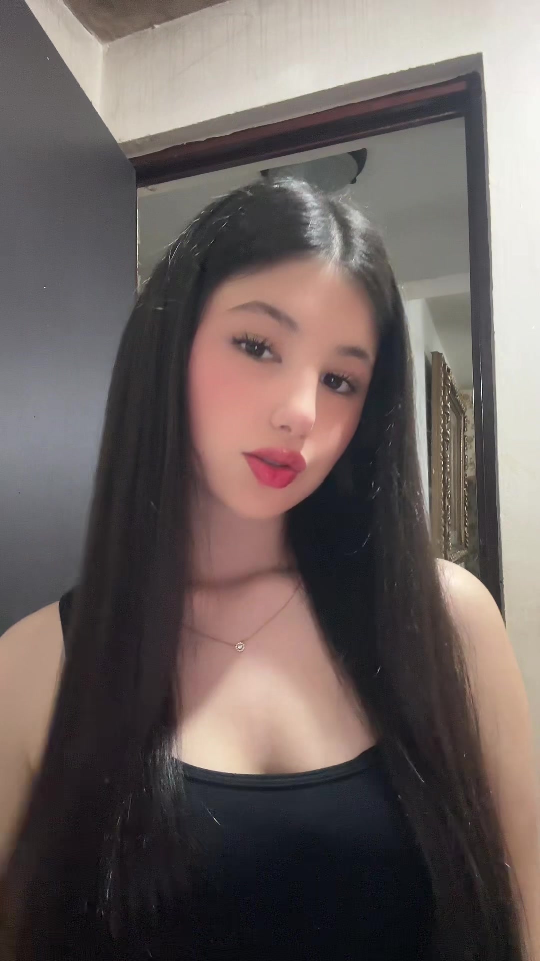 @๐๐ป๐ฒ๐ช๐ท๐ท๐ช ๐๐ต๐ถ๐ธ๐ผ โจ