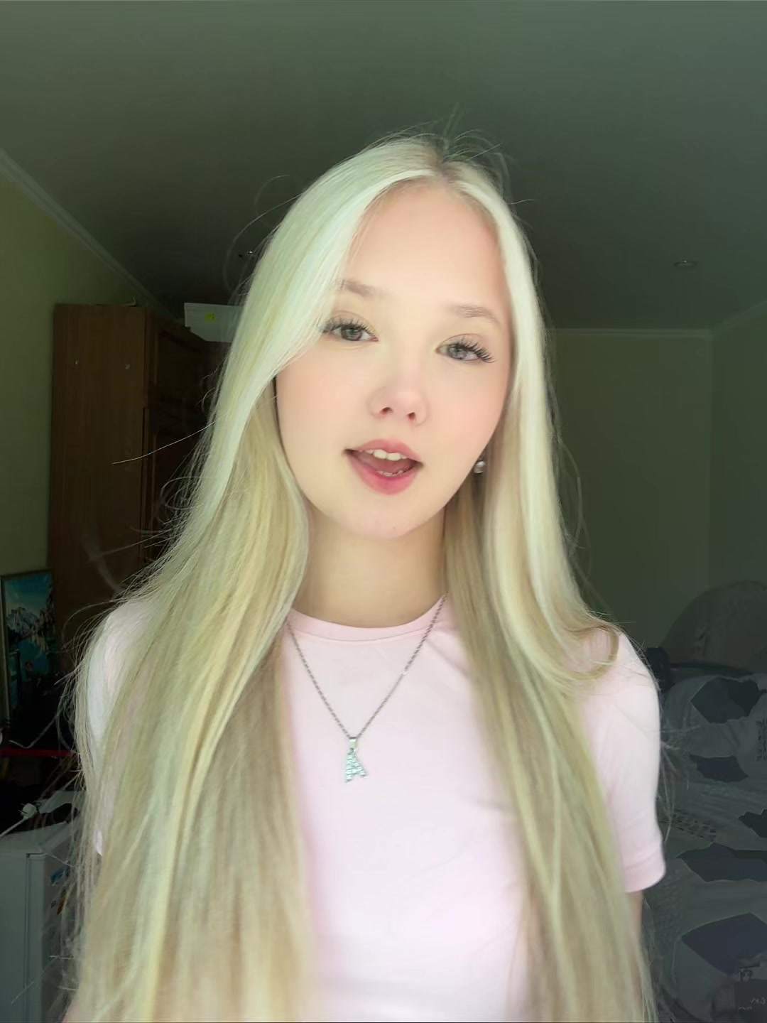 @аделька я